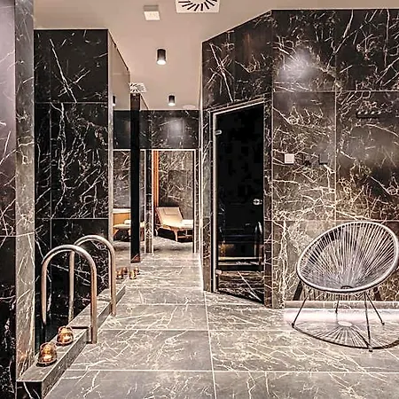 Park Hotel 4*